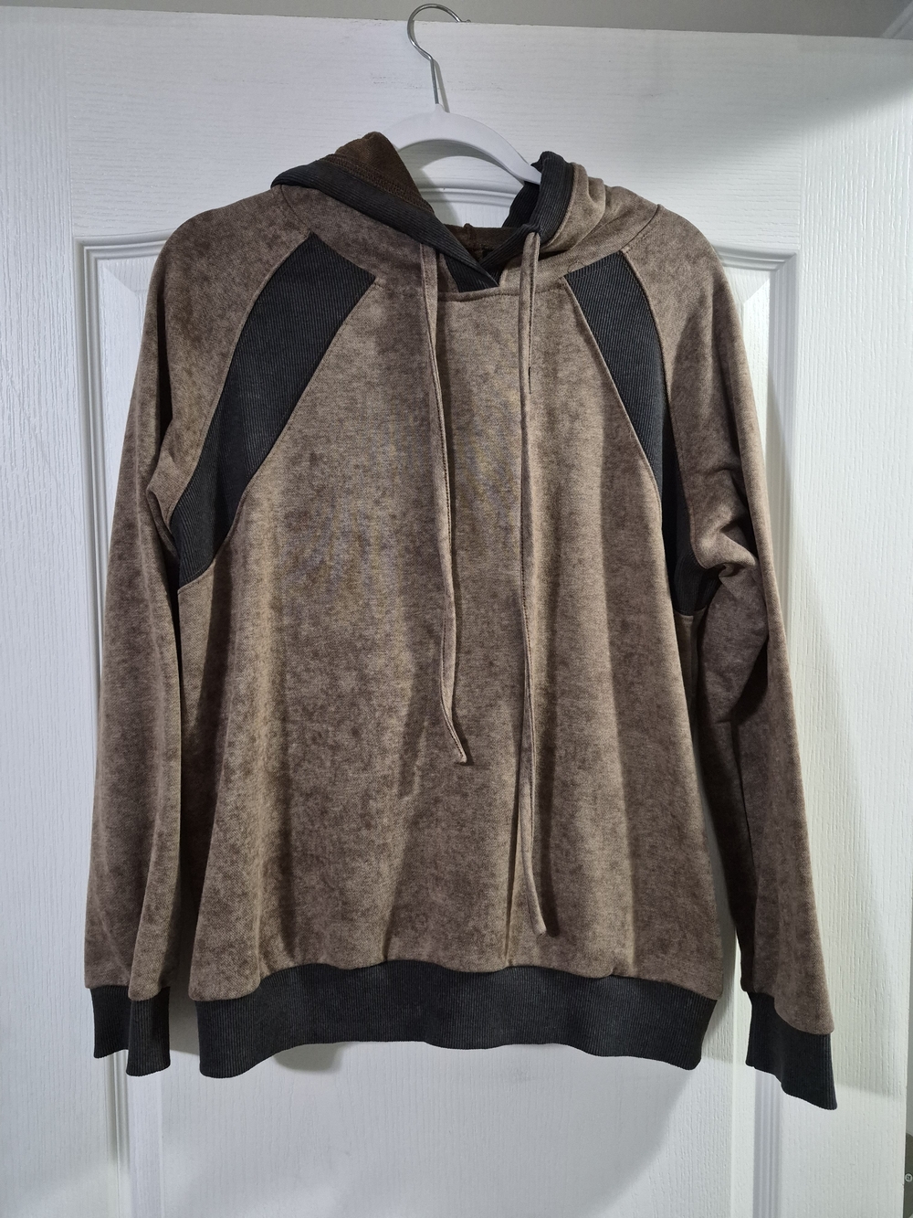 Men's Brown Hooded Pullover Sweater